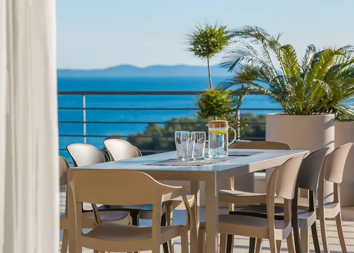 Villa Luxury Lucice View